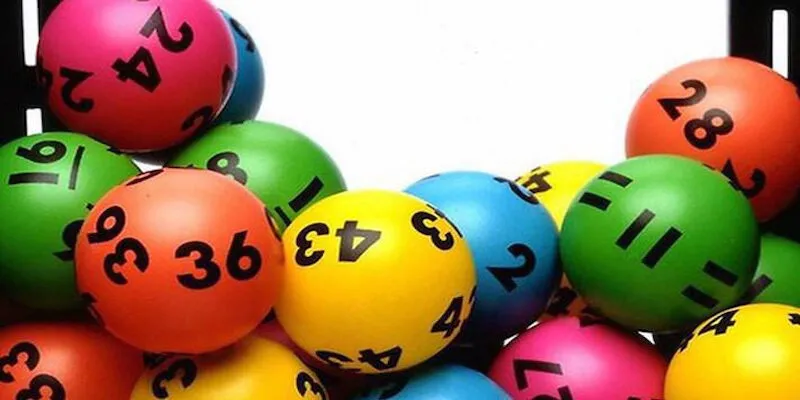 Mơ đánh bài phỏm đánh con gì